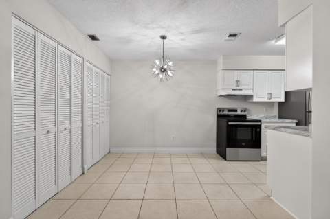 3911 NW Cinnamon Tree Circle, Jensen Beach FL - photo 19 of 42