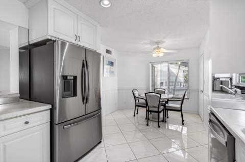 7485 Glendevon Lane #1105, Delray Beach FL - photo 12 of 61