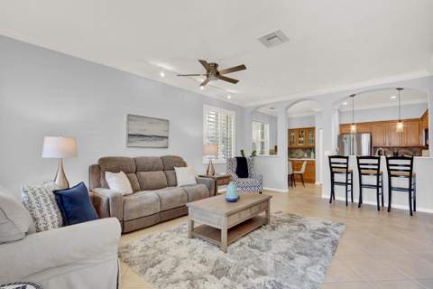 196 Evergrene Parkway, Palm Beach Gardens FL - photo 7 of 32
