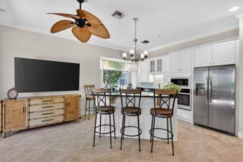 7982 SE Hempstead Circle, Hobe Sound FL - photo 14 of 58