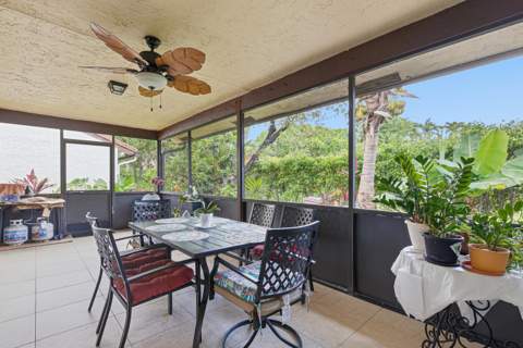 7040 Golf Pointe Circle, Tamarac FL - photo 23 of 45