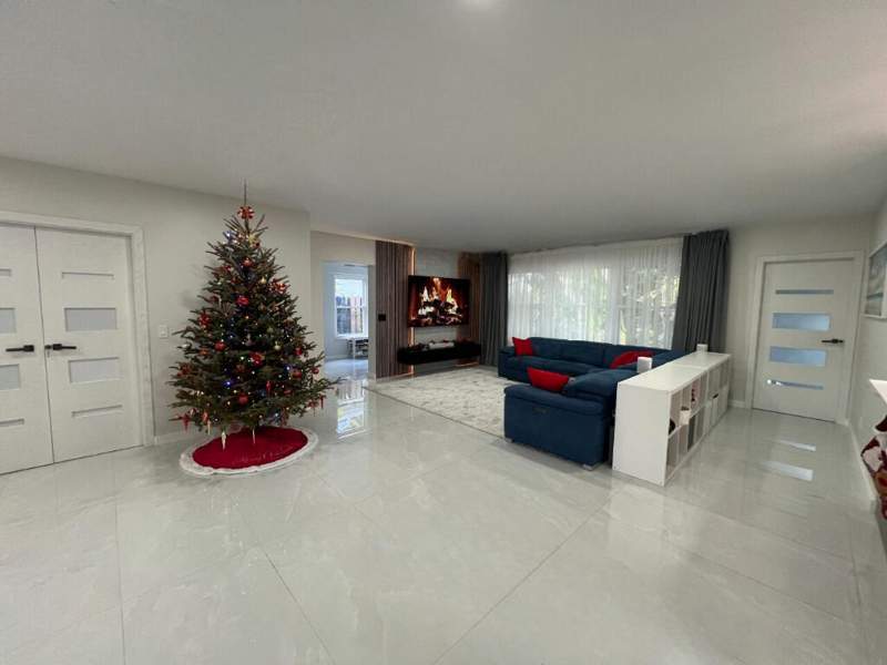 3 bedroom Single Family Residence at 1042 Tyler Street, Hollywood Lakes Sec 1-32, Hollywood — photo 5