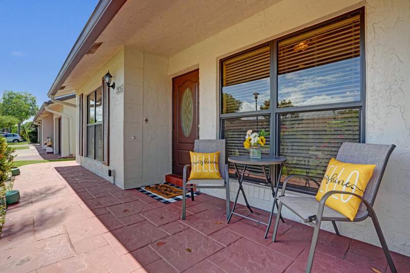 2 bedroom Single Family Residence at 2105 SW 17th Circle, Meadows Of Crystal Lake, Deerfield Beach — photo 5