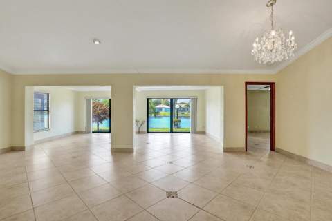 2105 SW 17th Circle, Deerfield Beach FL - photo 18 of 99