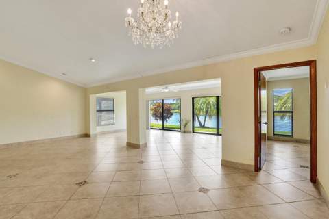 2105 SW 17th Circle, Deerfield Beach FL - photo 19 of 99