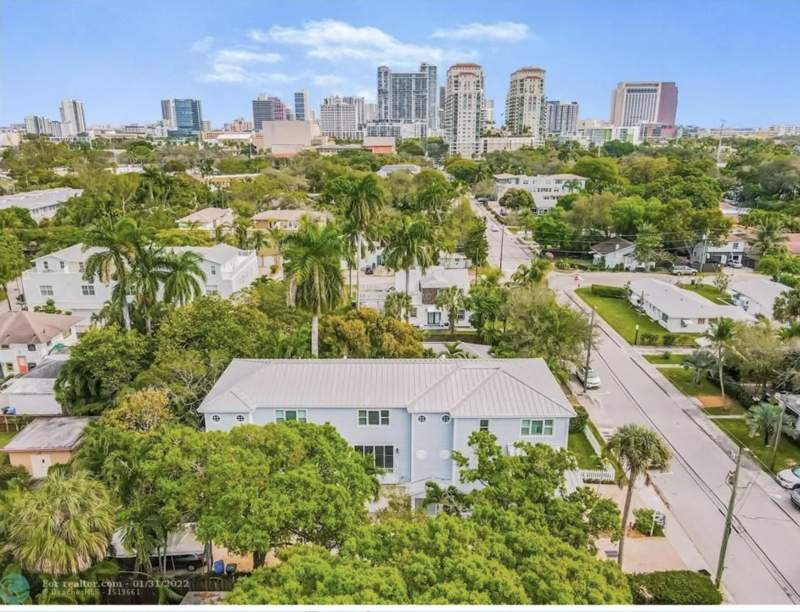 3 bedroom Townhouse at 915 W Las Olas Boulevard #915, Waverly Place, Fort Lauderdale — photo 2