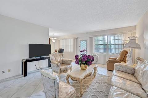 1902 Bermuda Circle #L2, Coconut Creek FL - photo 8 of 18