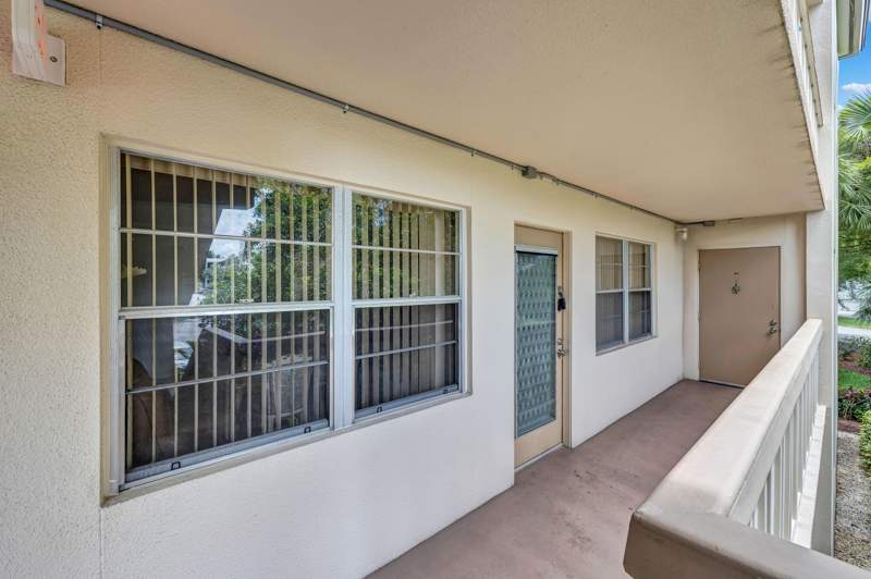 2 bedroom Condominium at 1902 Bermuda Circle #L2, Bermuda Village B Condo, Coconut Creek — photo 3