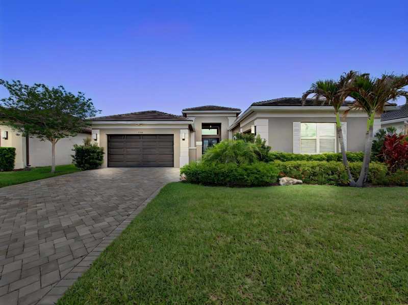 3 bedroom Single Family Residence at 11904 SW Sailfish Isles Way, Riverland Parcel A - Plat Ten, Port St. Lucie — photo 1