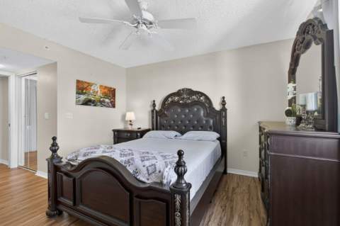 800 S Crestwood Ct Court #809, Royal Palm Beach FL - photo 10 of 55