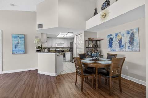 800 S Crestwood Ct Court #809, Royal Palm Beach FL - photo 16 of 55