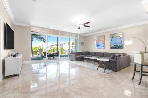 701 SE 21st Avenue #304, Deerfield Beach FL - photo 7 of 32