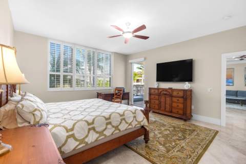 701 SE 21st Avenue #304, Deerfield Beach FL - photo 11 of 32