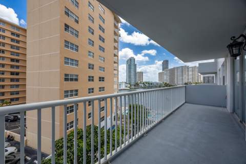 137 Golden Isles Drive #501, Hallandale Beach FL - photo 23 of 53
