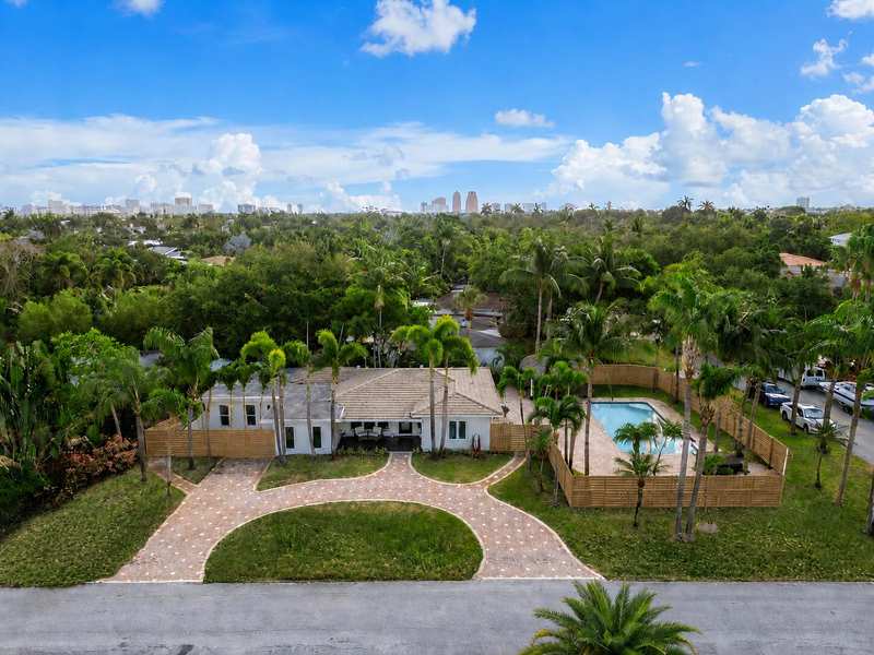 3 bedroom Single Family Residence at 1900 NE 16th Terrace, Poinsettia Heights, Fort Lauderdale — photo 1