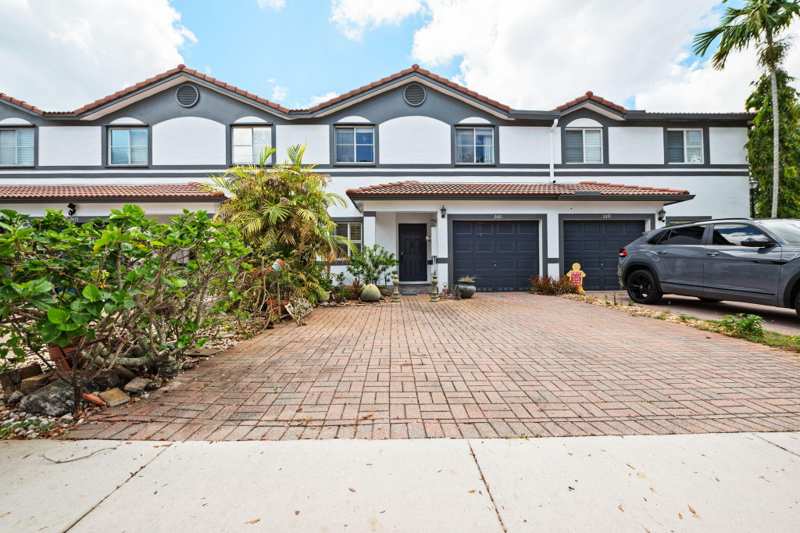 3 bedroom Townhouse at 2481 NW 98th Lane, Sunset Plaza, Sunrise — photo 1