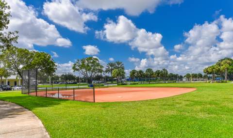 928 Prosperity Farms Road, North Palm Beach FL - photo 15 of 24