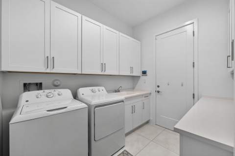 8252 Essex Country Club Drive, Boca Raton FL - photo 23 of 75
