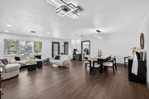 5500 West Place, Mangonia Park FL - photo 11 of 64