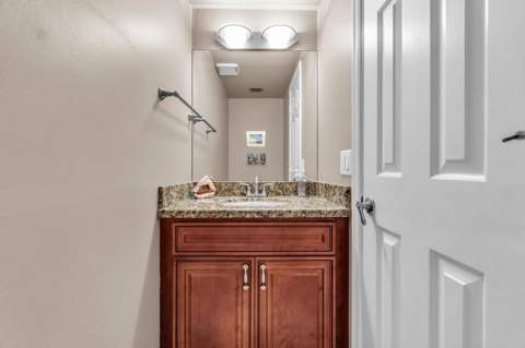 895 NW 110th Lane, Coral Springs FL - photo 18 of 37