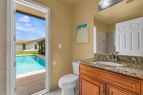 895 NW 110th Lane, Coral Springs FL - photo 21 of 37