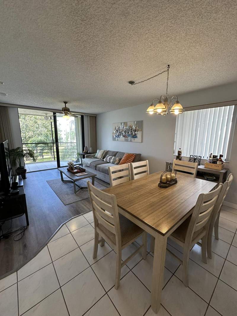 2 bedroom Condominium at 3138 Via Poinciana #317, Grandview At Spring Lakes Condo, Lake Worth — photo 3