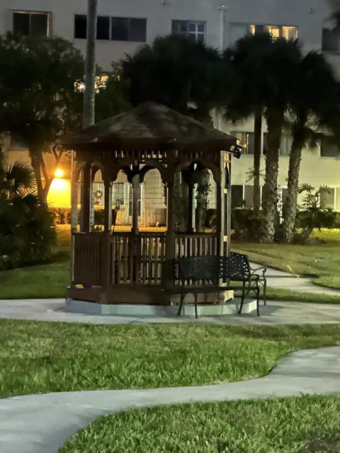 3138 Via Poinciana #317, Lake Worth FL - photo 15 of 19