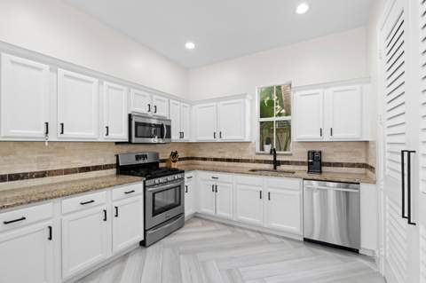 30 Stoney Drive, Palm Beach Gardens FL - photo 9 of 33