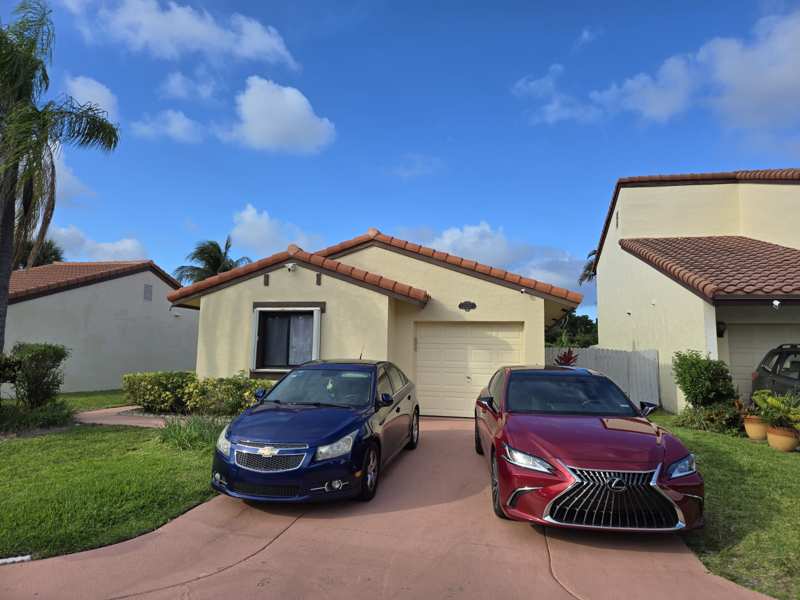 3 bedroom Single Family Residence at 2835 Sand Pines Court, Lantana Pines 1 Sportsmens Club, Lake Worth — photo 1