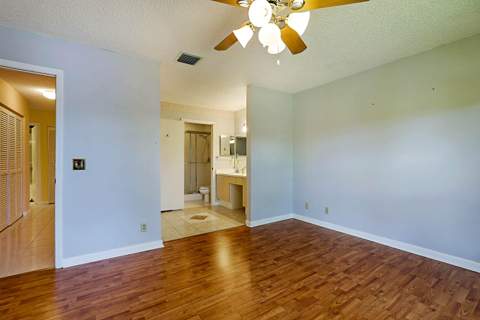 3283 Jog Park Drive, Greenacres FL - photo 15 of 35