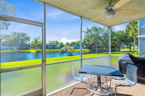 4240 Oaks Terrace #105, Pompano Beach FL - photo 8 of 23