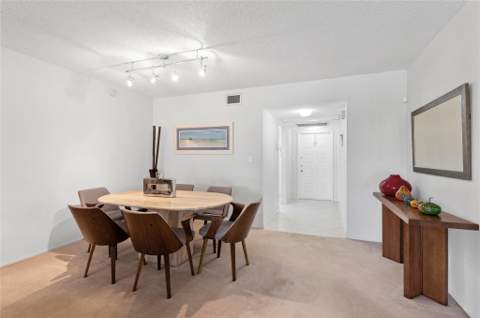4240 Oaks Terrace #105, Pompano Beach FL - photo 11 of 23