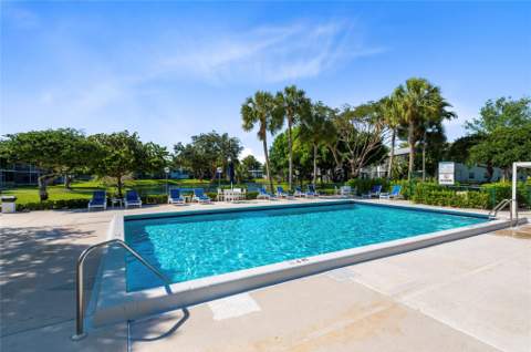 4240 Oaks Terrace #105, Pompano Beach FL - photo 23 of 23