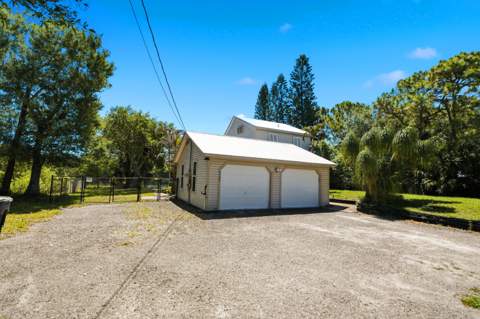4700 Regina Drive, Fort Pierce FL - photo 9 of 70