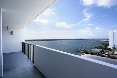 5600 N Flagler Drive #1605, West Palm Beach FL - photo 6 of 21