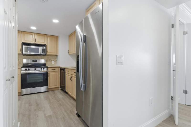 2 bedroom Condominium at 5600 N Flagler Drive #1605, Palm Beach House Condo, West Palm Beach — photo 5