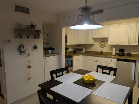 1772 Gulfstream Avenue #E1, Fort Pierce FL - photo 11 of 31