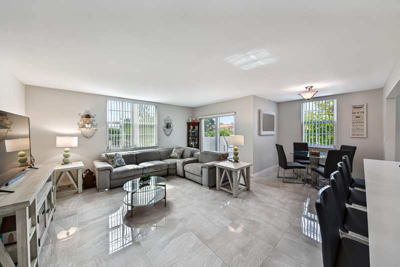 2 bedroom Condominium at 6000 NE 22nd Way #3a, Imperial Point Condo, Fort Lauderdale — photo 1