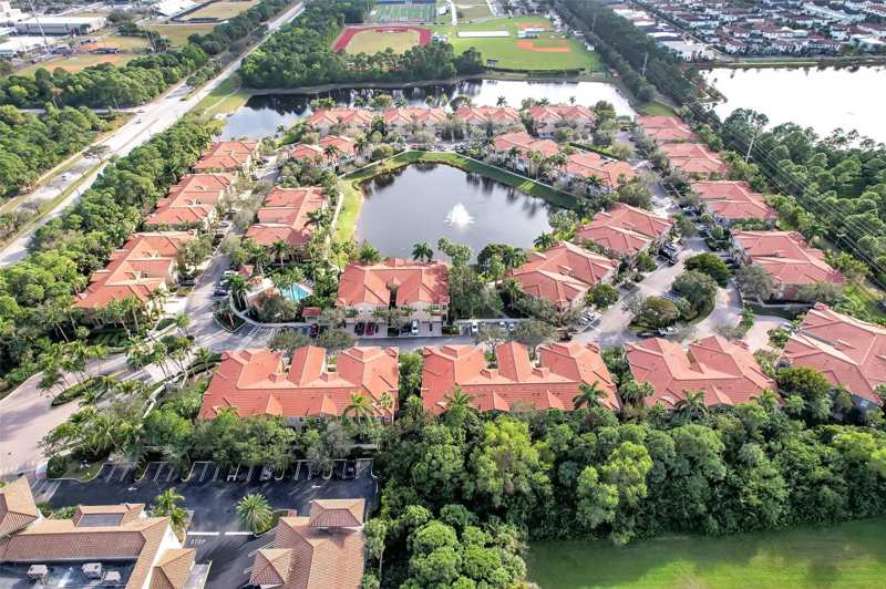 2 bedroom Townhouse at 4941 E Bonsai Circle #209, Legends At The Gardens Condo, Palm Beach Gardens — photo 1