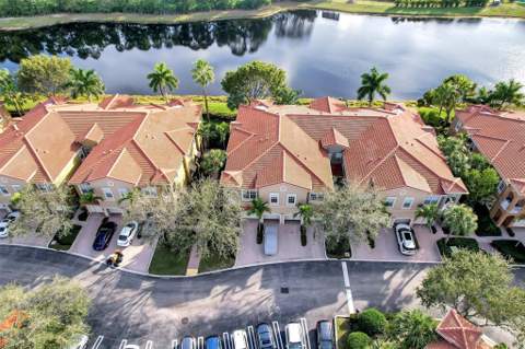4941 E Bonsai Circle #209, Palm Beach Gardens FL - photo 6 of 30