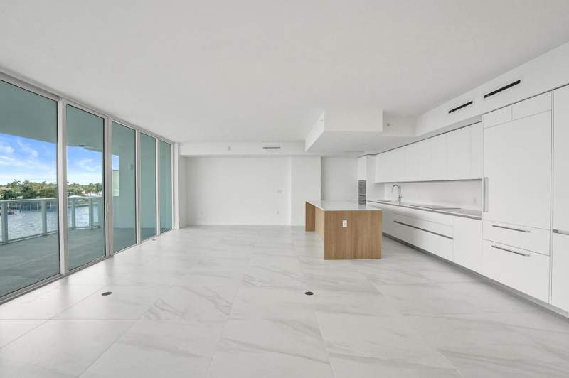 2 bedroom Condominium at 407 N Riverside Drive #303, Entourage in the Sun, Pompano Beach — photo 5