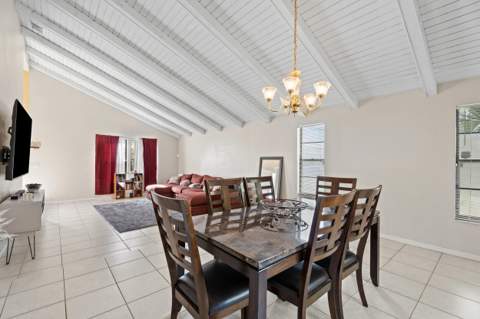 5900 Flatrock Road, West Palm Beach FL - photo 11 of 36