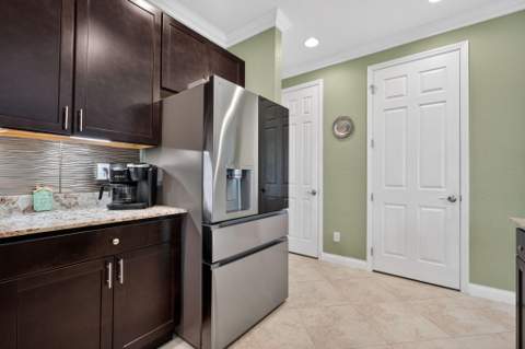 615 SW Glen Crest Way, Stuart FL - photo 14 of 45