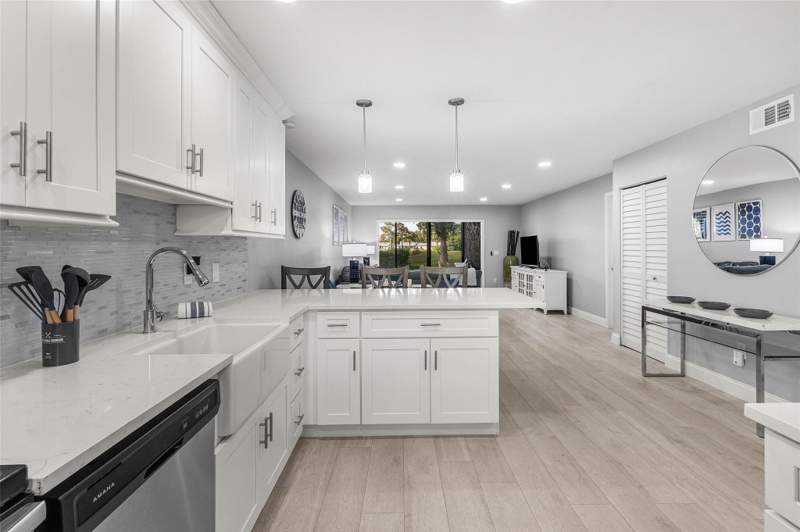 2 bedroom Condominium at 9286 Vista Del Lago, Pines Of Boca Lago Condo, Boca Raton — photo 3