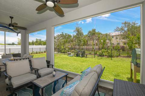 5970 SE Skyblue Circle, Stuart FL - photo 8 of 57