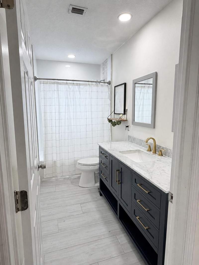 3 bedroom Single Family Residence at 460 SW 55th Avenue, Plantation Park 8 Add, Plantation — photo 4