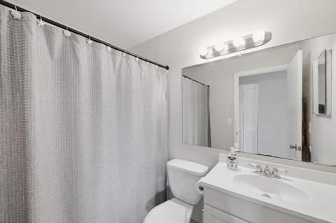 10222 Pine Drive, Boynton Beach FL - photo 13 of 36