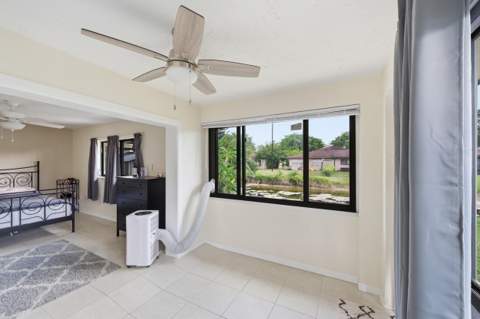 10222 Pine Drive, Boynton Beach FL - photo 16 of 36