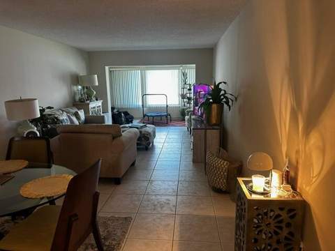 3186 Via Poinciana #306, Greenacres FL - photo 7 of 32