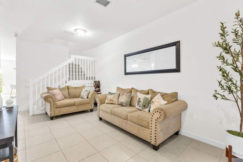 3 bedroom Townhouse at 2688 NW 55th Terrace, Calcutta First Addition, Lauderhill — photo 2